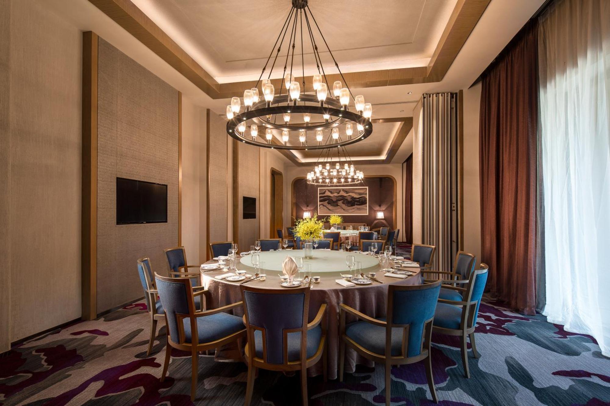 Hotel Crowne Plaza Qingdaoorientalmoviemetropolis By Ihg Exteriér fotografie