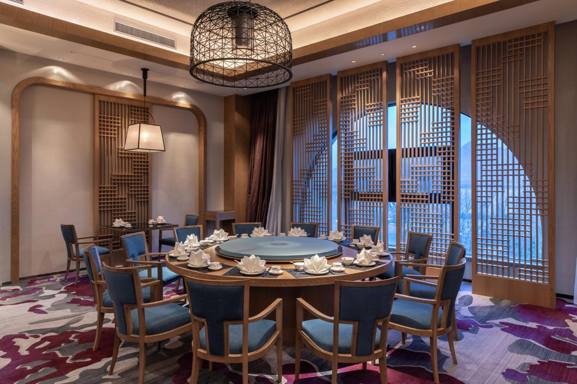 Hotel Crowne Plaza Qingdaoorientalmoviemetropolis By Ihg Exteriér fotografie